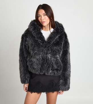 boohoo Faux Fur Long Sleeves Jacket