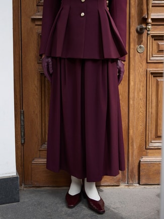 Flared midi skirt with waist pleats