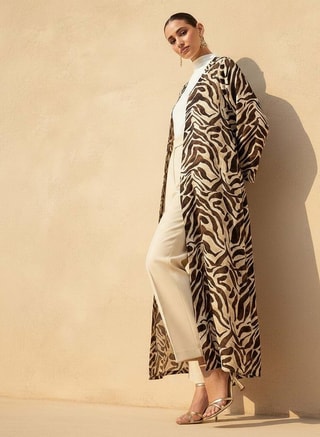Splash FAV Female Regular Fit Kimono Abaya Shrug with Animal Print, Kaftans