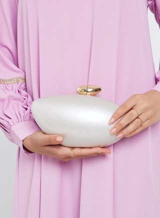 Styli Female Pearlescent Clutch with Gold Chain, Clutches