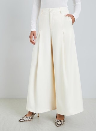 Styli Female Off White Flowy Wide Leg Pants with Fold Pleat, Pants