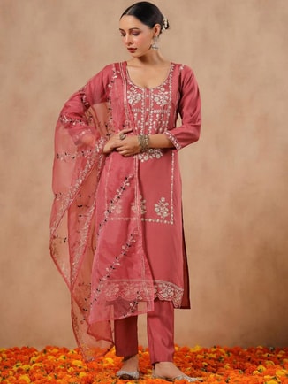 Embroidered 3/4 Sleeves Kurta and Pants with Dupatta Set